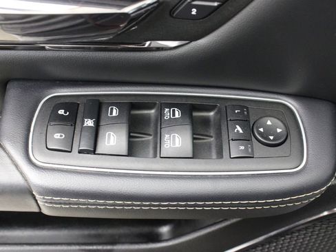 Used 2024 RAM 1500 Limited AWD/4WD image 19
