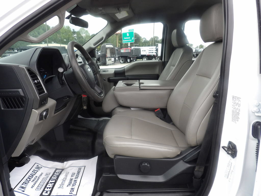 Used 2022 Ford F550 2WD Crew Cab Super Duty w/ Power Equipment Group image 17