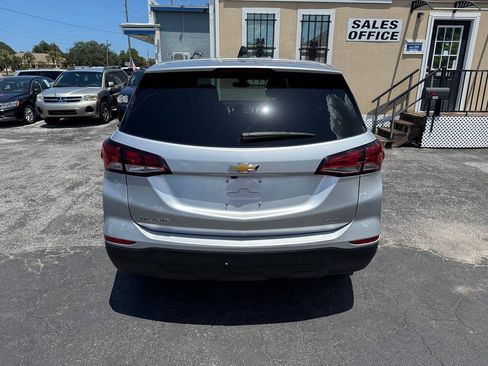 Used 2022 Chevrolet Equinox LS w/ LS Convenience Package AWD/4WD image 7