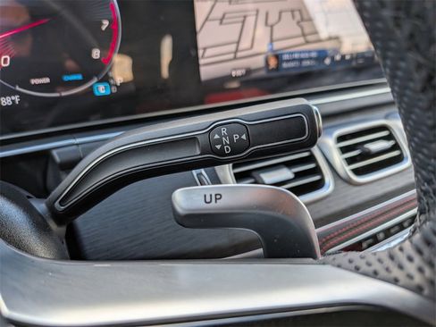 Used 2024 Mercedes-Benz GLE 53 AMG 4MATIC image 25