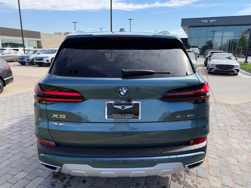 Used 2026 BMW X5 xDrive40i AWD/4WD image 4