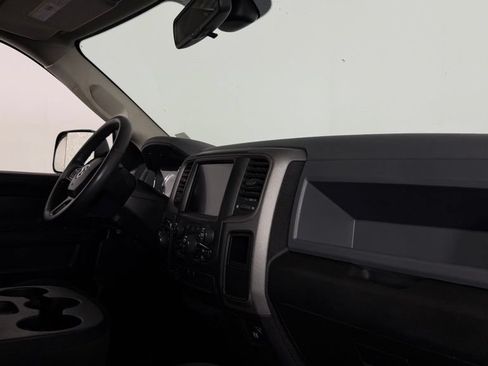 Used 2019 RAM 1500 Express w/ Wheel & Sound Group AWD/4WD image 29