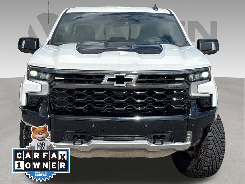 Used 2025 Chevrolet Silverado 1500 ZR2 w/ Technology Package AWD/4WD image 2
