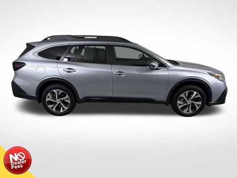 Used 2020 Subaru Outback Limited XT w/ Popular Package #2 AWD/4WD image 2