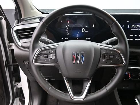 Used 2025 Buick Encore GX Preferred AWD/4WD image 20