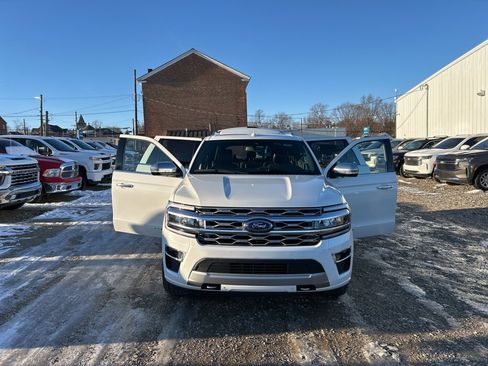 Used 2022 Ford Expedition Max Platinum image 30