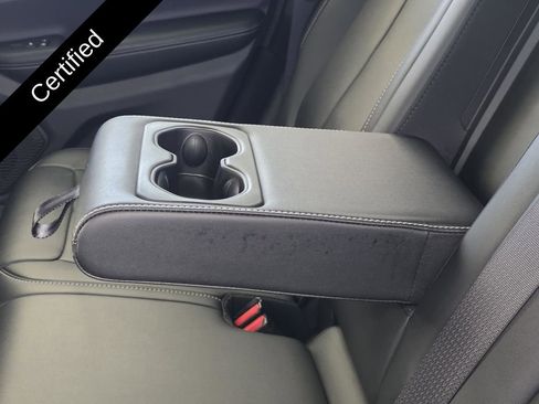 Used 2025 Jeep Grand Cherokee Limited image 10