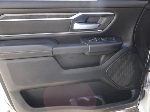 Used 2023 RAM 1500 Big Horn AWD/4WD image 7