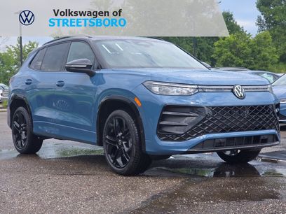 New 2026 Volkswagen Tiguan SE R-Line
