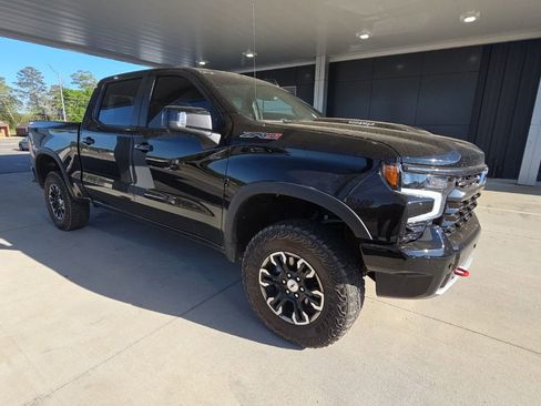 Used 2025 Chevrolet Silverado 1500 ZR2 image 7