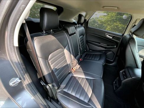 Used 2022 Ford Edge SEL AWD/4WD image 27