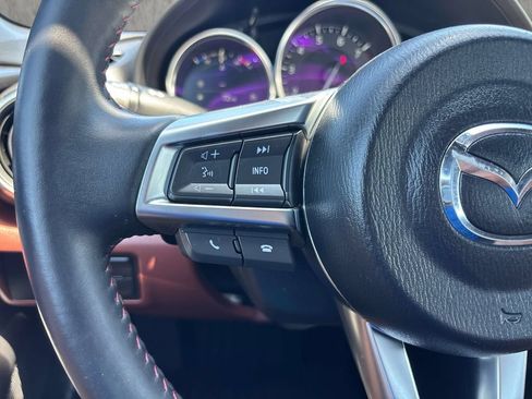Used 2019 MAZDA MX-5 Miata RF Grand Touring RWD image 25