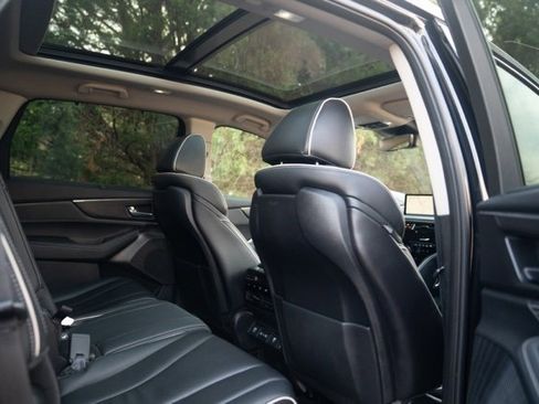 Used 2023 Acura MDX SH-AWD w/ Advance Package image 36