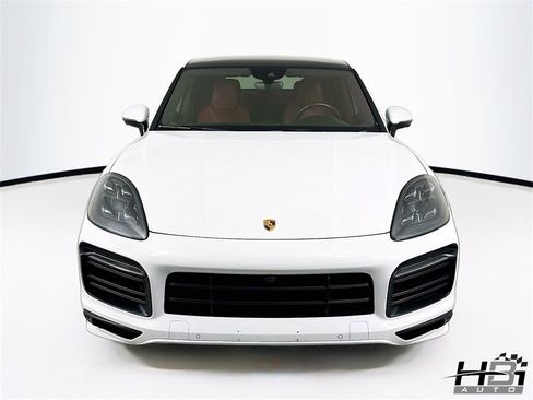 Used 2022 Porsche Cayenne GTS w/ Premium Package Plus image 3