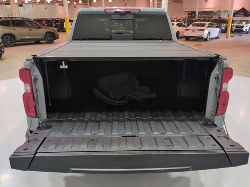 Used 2024 Chevrolet Silverado 1500 ZR2 w/ Technology Package AWD/4WD image 15