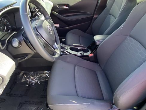 Certified 2025 Toyota Corolla SE image 20