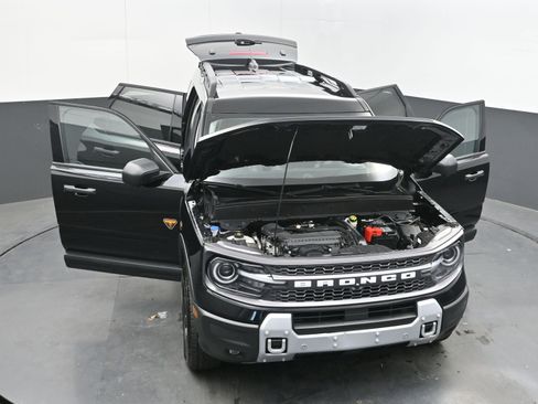 Used 2025 Ford Bronco Sport Badlands AWD/4WD image 37