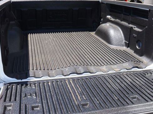 Used 2018 Chevrolet Colorado W/T w/ WT Convenience Package RWD image 25