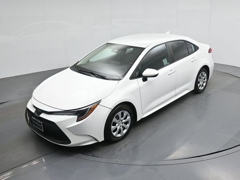 Used 2023 Toyota Corolla LE FWD image 35
