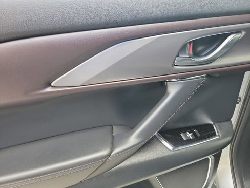 Used 2018 MAZDA CX-9 Grand Touring image 17