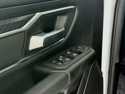 New 2026 RAM 1500 Big Horn AWD/4WD image 18