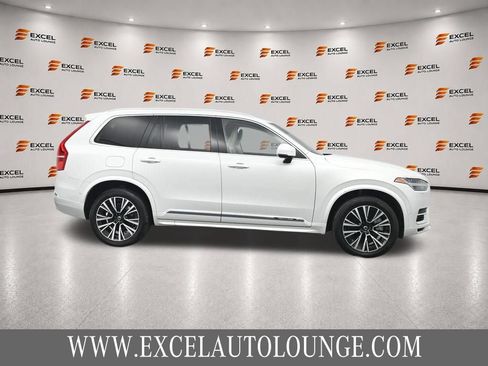 Used 2024 Volvo XC90 T8 Plus AWD/4WD image 6