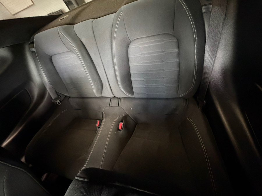 Used 2017 Ford Mustang Coupe RWD image 25