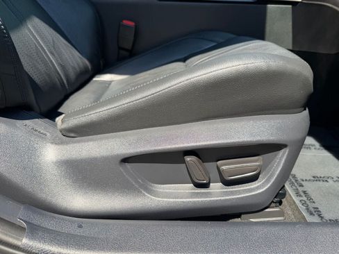 Used 2025 Toyota Camry XSE FWD image 27