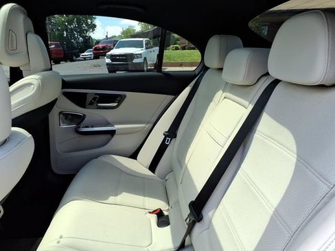 Used 2025 Mercedes-Benz C 300 Sedan image 10