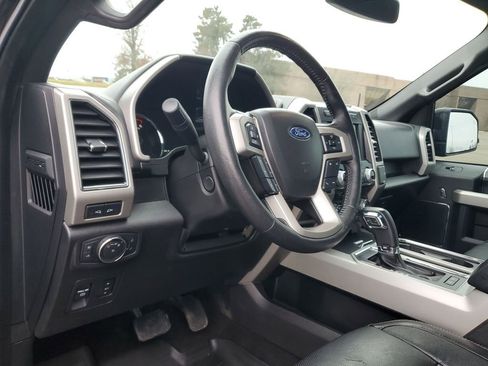 Used 2018 Ford F150 Lariat w/ Equipment Group 502A Luxury image 11