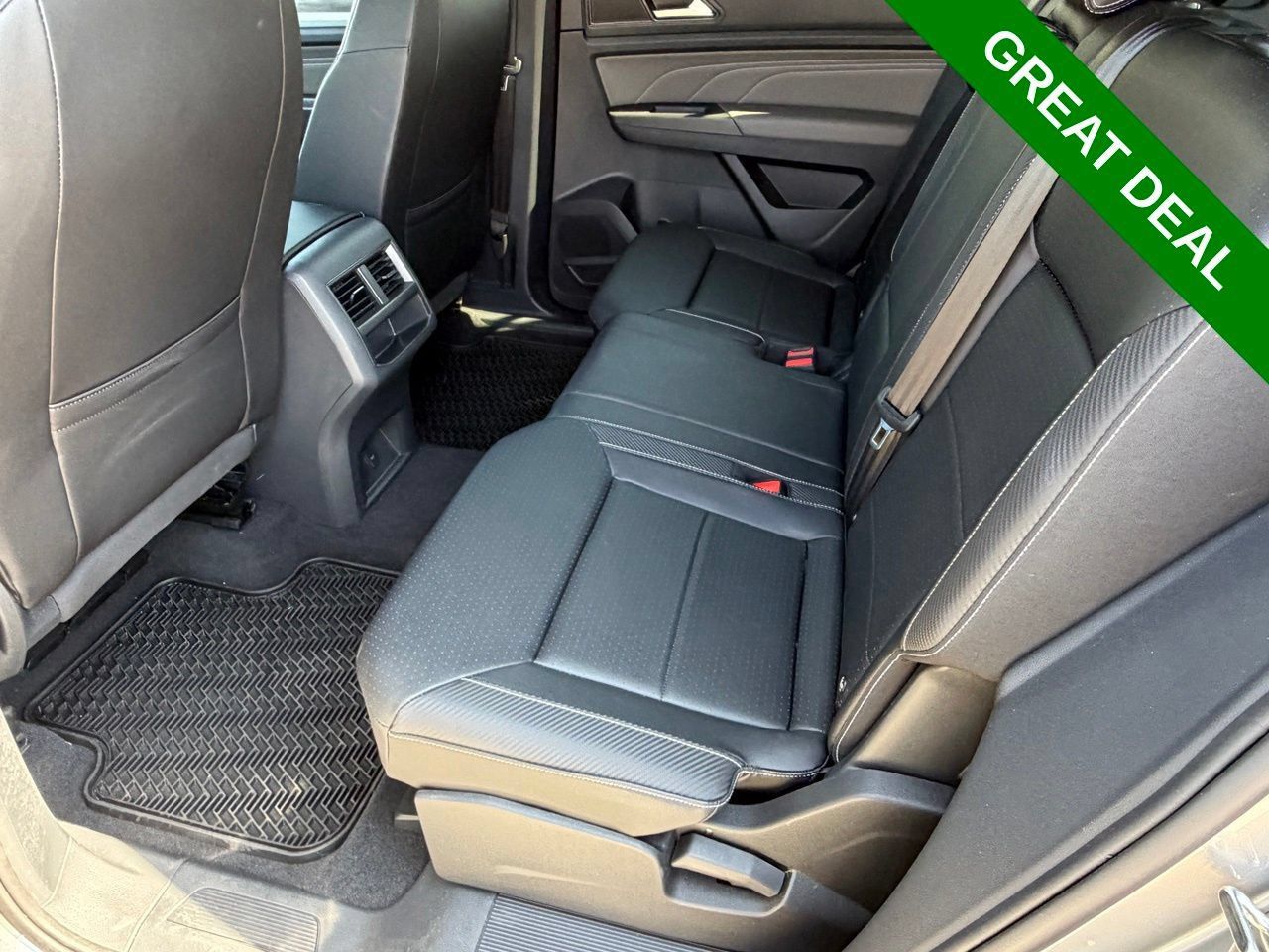 Used 2023 Volkswagen Atlas Cross Sport SE FWD image 35