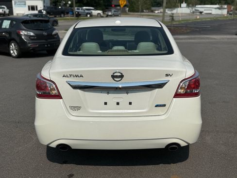 Used 2013 Nissan Altima 2.5 SV w/ 2.5SV Convenience Pkg FWD image 6