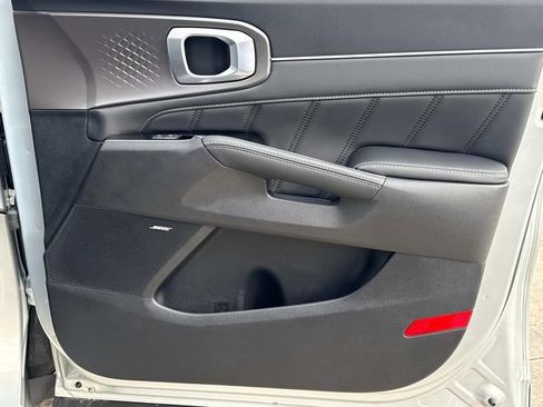 New 2026 Kia Sorento SX FWD image 16