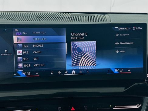 Used 2024 BMW 530i image 21