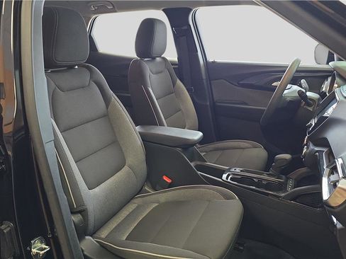 Used 2023 Chevrolet TrailBlazer LT w/ Convenience Package image 12