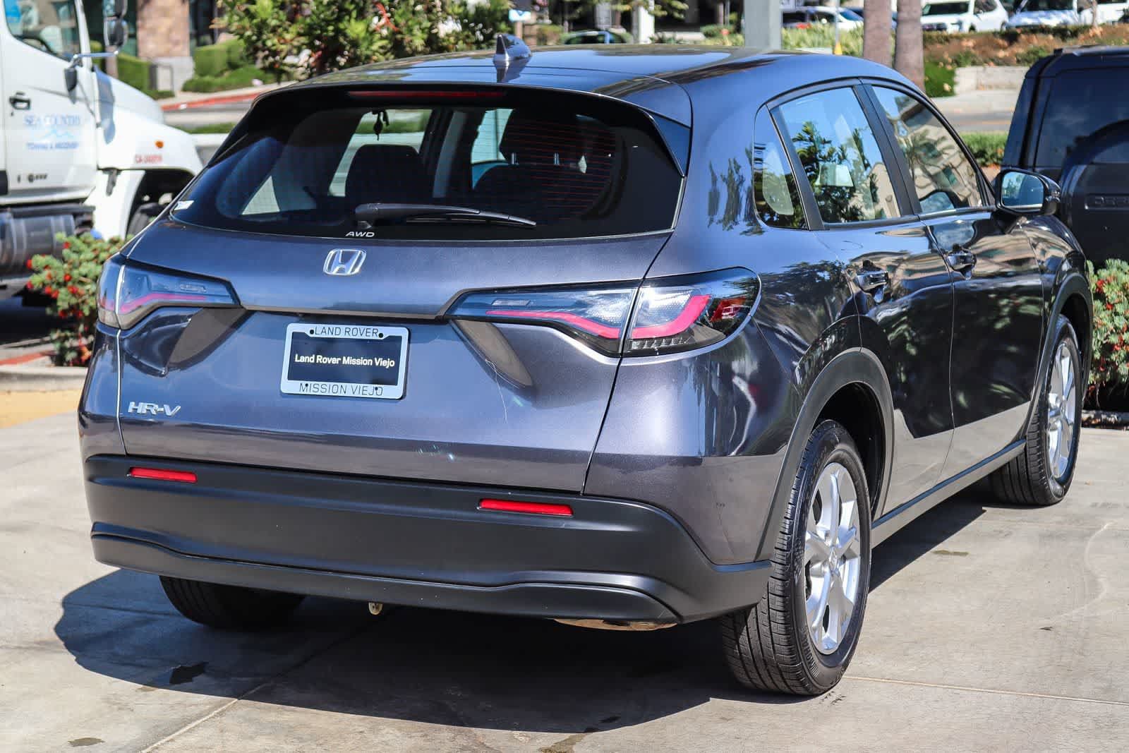 Used 2024 Honda HR-V LX image 6