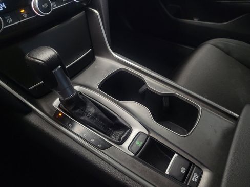 Used 2019 Honda Accord LX image 26