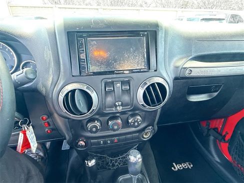 Used 2017 Jeep Wrangler Sport w/ Quick Order Package 24S image 16