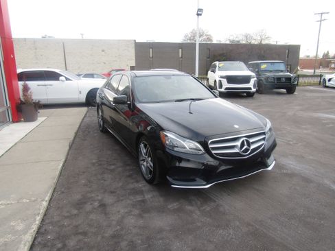 Used 2015 Mercedes-Benz E 350 4MATIC Sedan w/ Premium 1 Package image 5