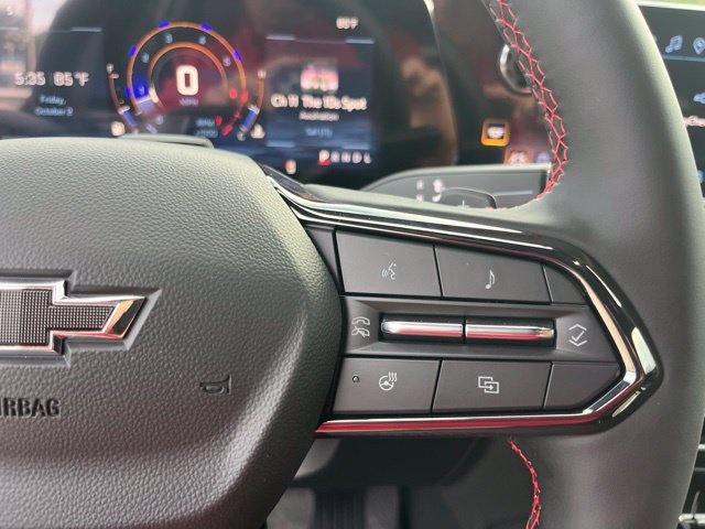 New 2027 Chevrolet Traverse RS w/ LPO, Floor Liner Package FWD image 21