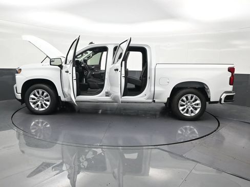 Used 2021 Chevrolet Silverado 1500 Custom RWD image 33