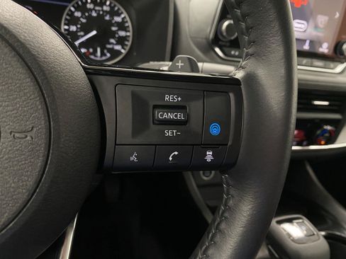 Used 2023 Nissan Rogue SV w/ SV Premium B Package AWD/4WD image 18