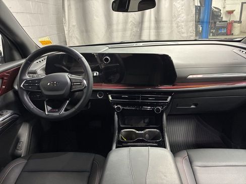 Used 2025 Chevrolet Traverse Z71 w/ Driver Confidence Package image 14