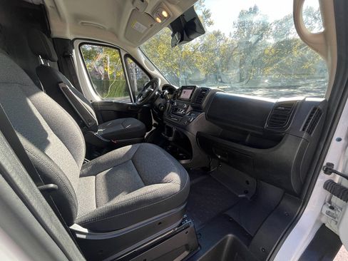 Used 2023 RAM ProMaster 2500 image 19