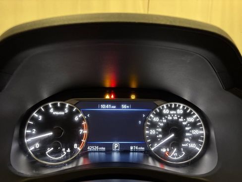 Used 2023 Nissan Altima 2.5 SV image 14