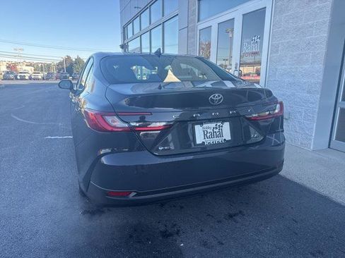 Certified 2025 Toyota Camry LE image 5