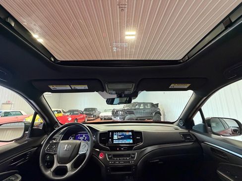 Used 2023 Honda Passport EX-L image 27