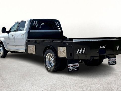 Used 2024 RAM 4500 4x4 Crew Cab DRW image 4