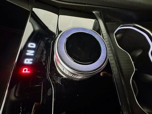 Used 2025 Jeep Grand Cherokee L Altitude image 16