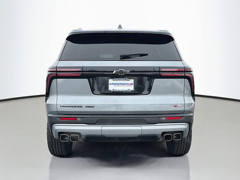 Used 2024 Chevrolet Traverse Z71 image 18